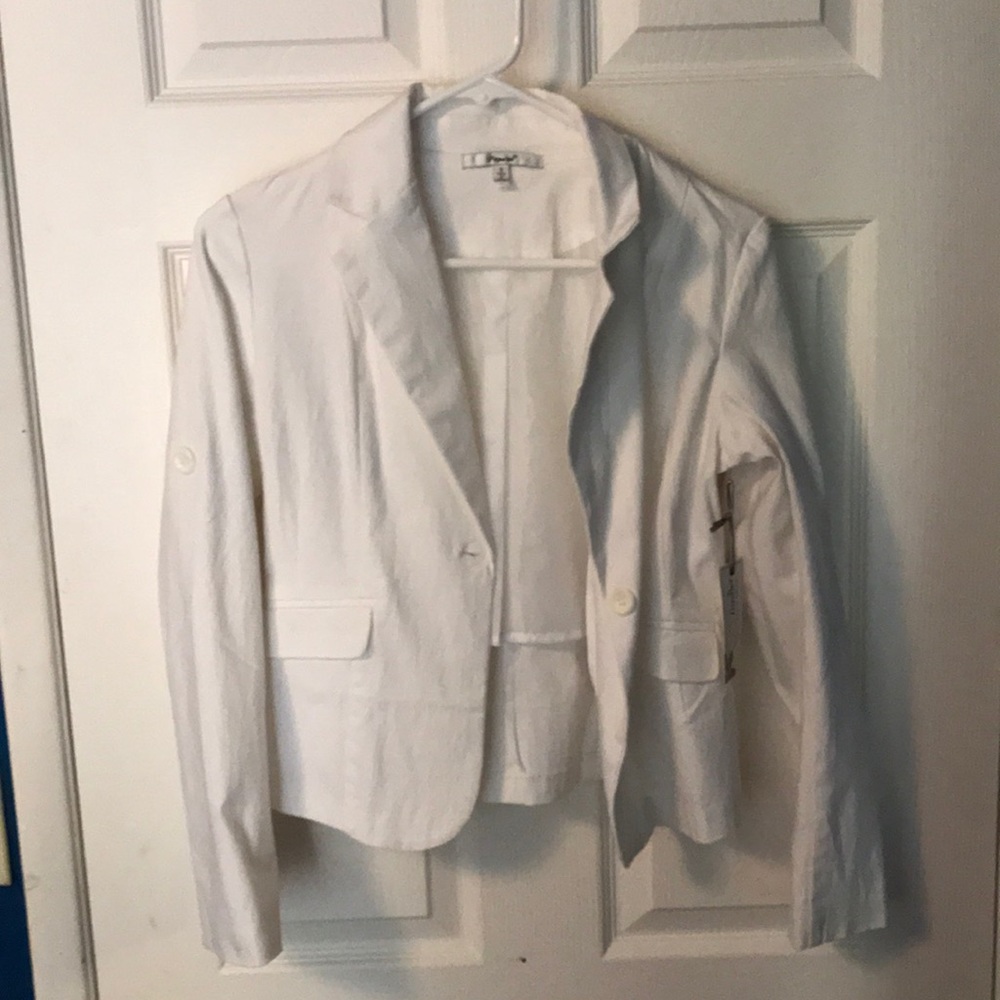 Long sleeve blazer (tags on)